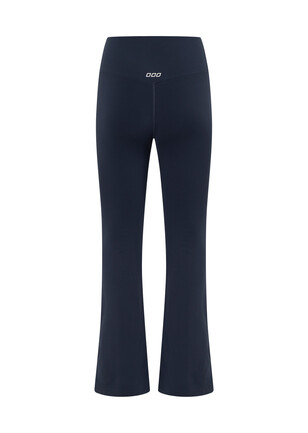 Best flared leggings: Lorna Jane slashes the price of top-selling flared  leggings in lead-up to Christmas