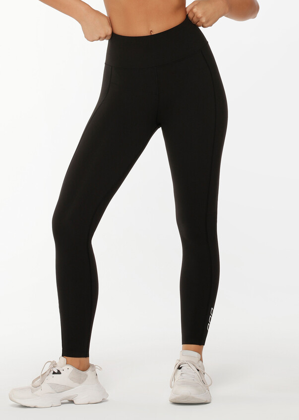 Lululemon Tightest Stuff Tight 25” Size 6 (Black) Compression Tights,  Women's Fashion, Activewear on Carousell