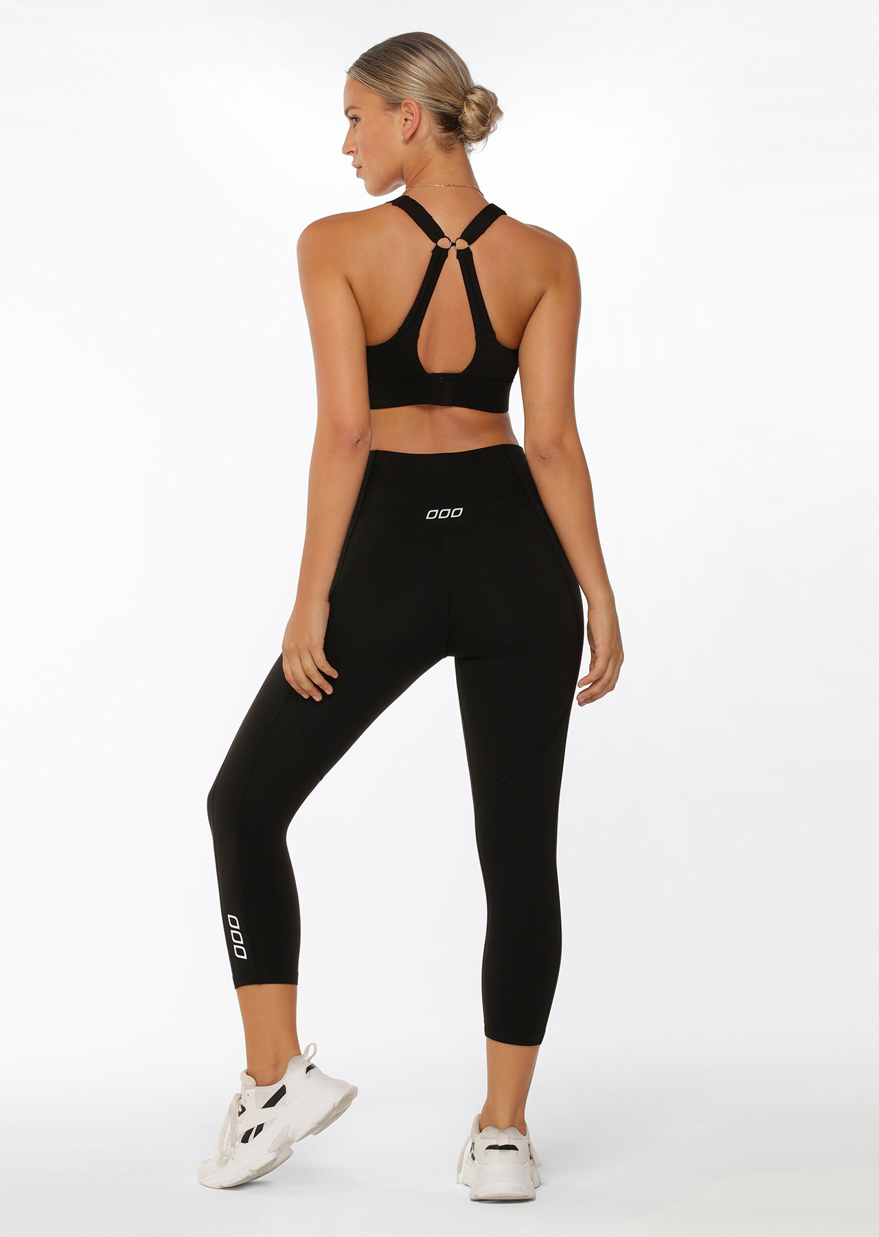 THE ONE Sports Bra Black | Lorna Jane AU